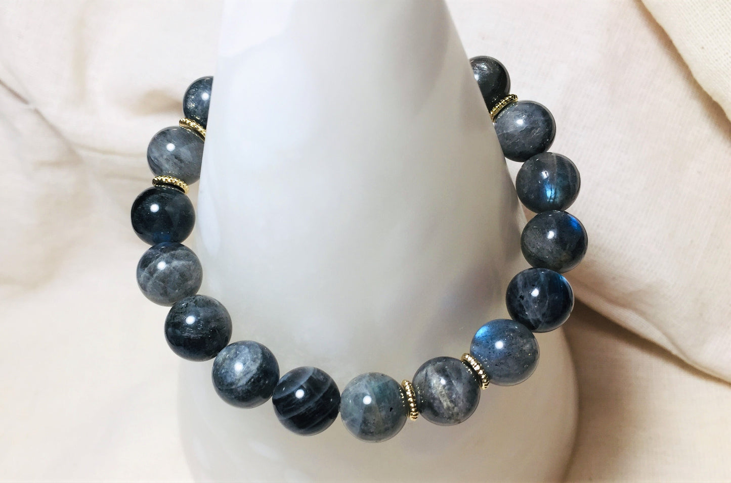 10mm AAA+ Grade Labradorite Beaded Bracelet